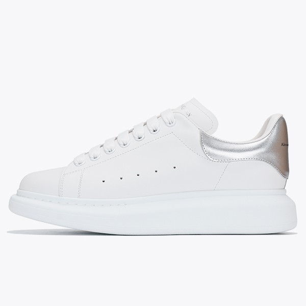 Alexander McQueen oversized sneakers in silver