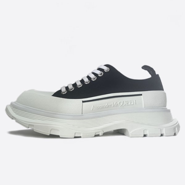 Alexander McQueen Tread Slick Lace-Up Shoes 604257W4L321070