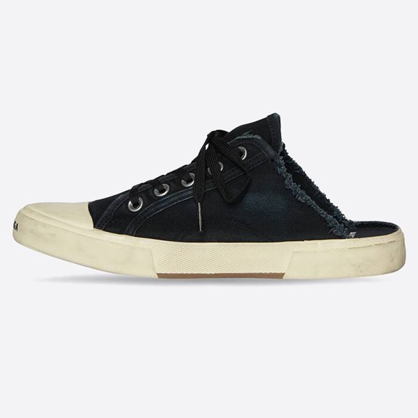 Balenciaga Paris Low-Top Trainers 693953W3RC31090