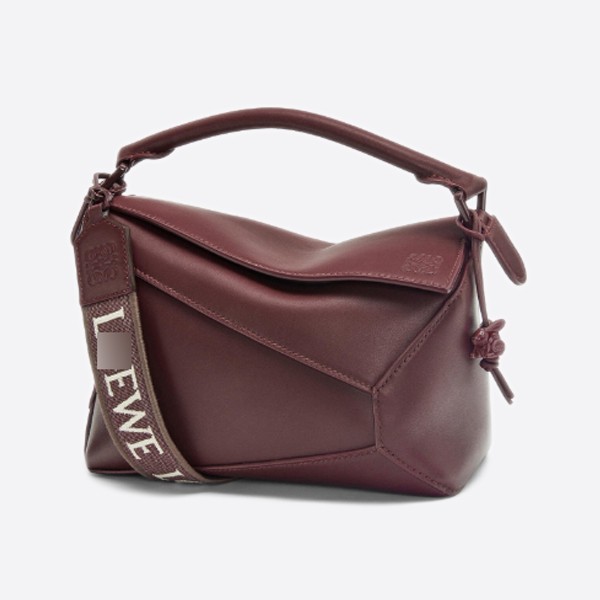 Loewe Small Puzzle Edge Bag - Satin Cuffskin Color: Sandwef Glaze A510P60X24