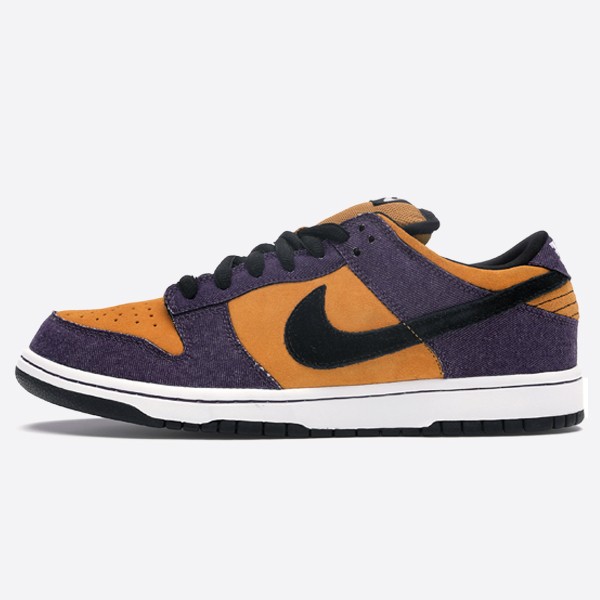 Nike SB Dunk Low Pro 
