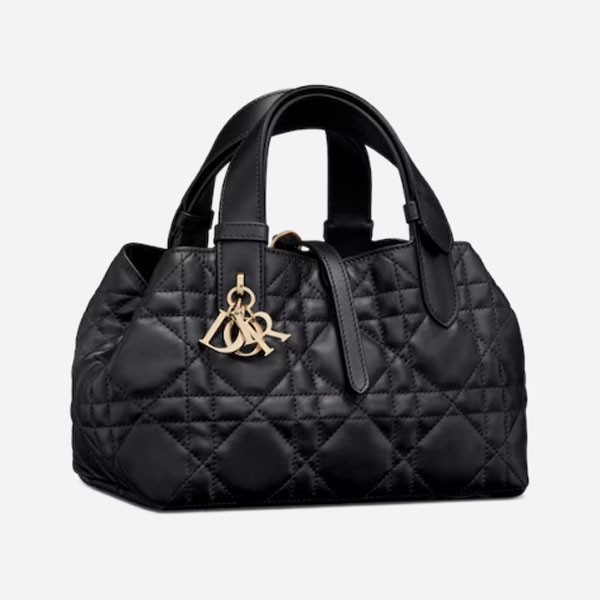 TOUJOURS Small Bag in Macrocannage Calfskin M2822OSHJ_M900