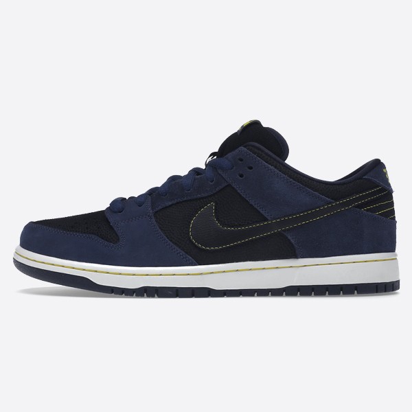 Nike SB Dunk Low 