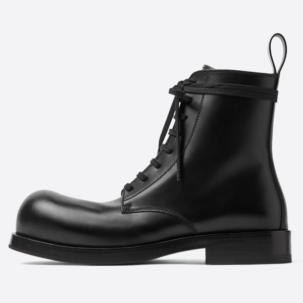 Helium Lace-Up Ankle Boots in Black 741325V00H01000