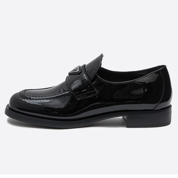 Prada Black Patent Leather Loafers 1D902M_069_F0002_F_025