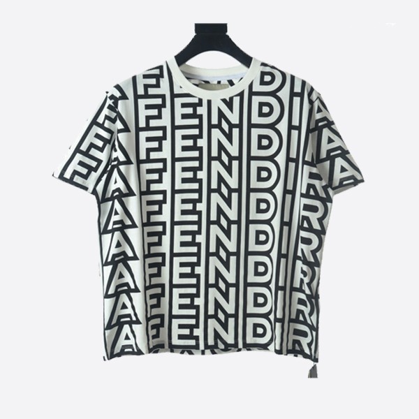Fendi by Marc Jacobs Two-Tone Cotton T-Shirt in Multicolor