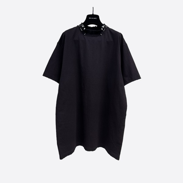 Balenciaga Pierced T-shirt in oversized black