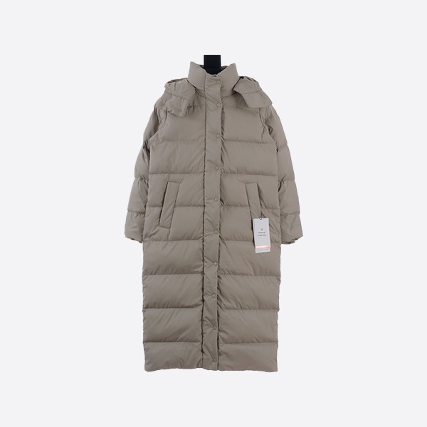 Lululemon detachable hood long down jacket