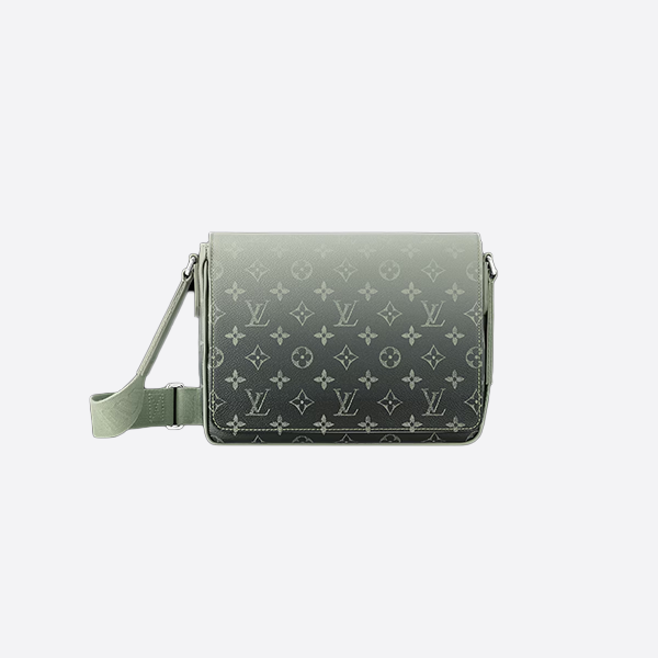 Louis Vuitton Limited Edition Men's Small Messenger Bag M11593