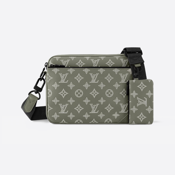Louis Vuitton Messenger Bag M12490
