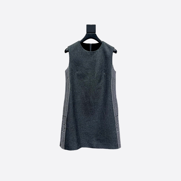 Dior sleeveless suit dress