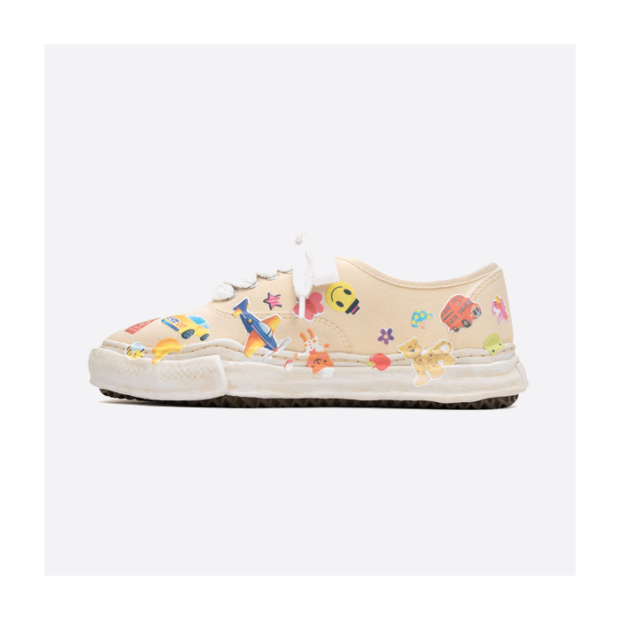 Mihara Yasuhiro Baker OG Sole Sticker Print Low Top Sneakers 27800841
